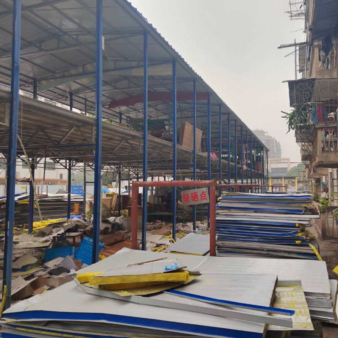 万秀\\活动板房回收：提高建筑资源利用率的有效途径\\